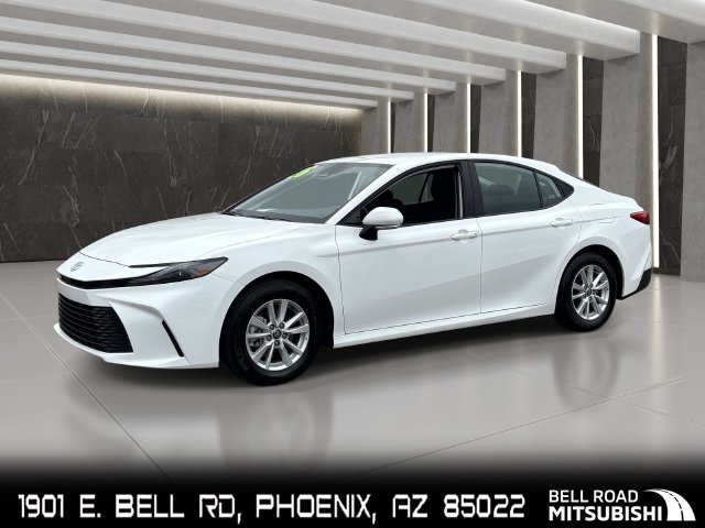 Used 2026 Toyota Camry LE FWD image 1