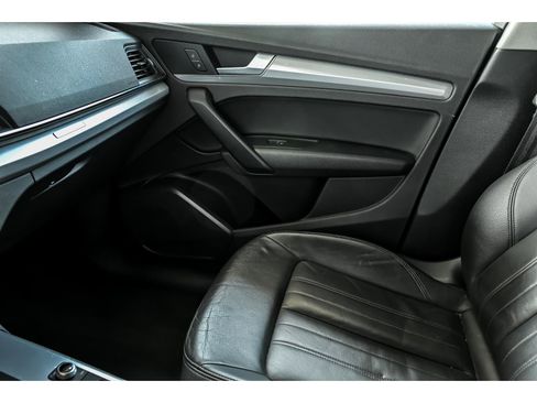 Used 2018 Audi Q5 2.0T Premium w/ Convenience Package AWD/4WD image 25