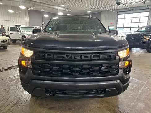 Used 2022 Chevrolet Silverado 1500 Custom image 35