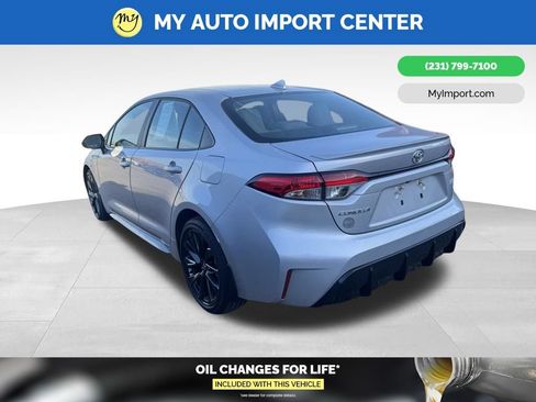 Certified 2023 Toyota Corolla SE FWD image 4