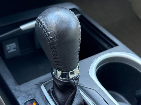 Used 2017 Acura RDX FWD image 17