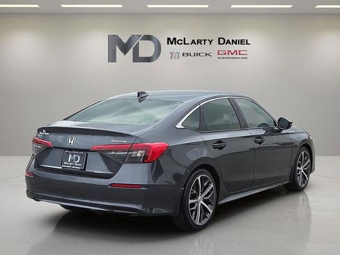 Used 2022 Honda Civic Touring image 5