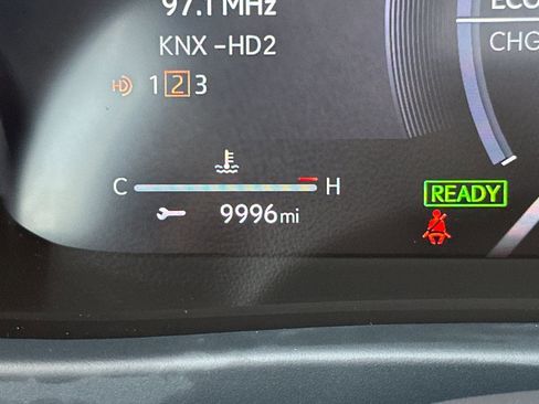 Used 2025 Lexus UX 300h AWD w/ Cold Area Package image 31