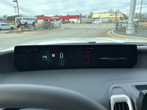 New 2026 Ford Expedition Active image 38