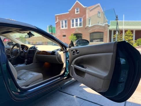 Used 2007 Jaguar XK Convertible RWD image 15