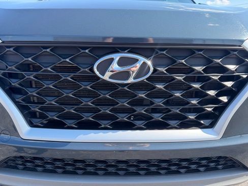 Used 2021 Hyundai Tucson Sport w/ Cargo Package FWD image 12