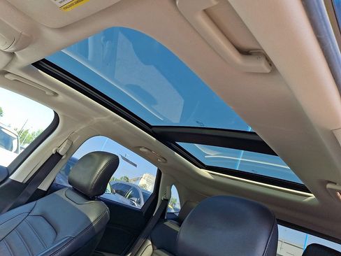 Used 2016 Ford Edge SEL w/ Equipment Group 201A FWD image 14