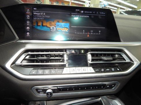 Used 2023 BMW X6 xDrive40i w/ M Sport Package image 25