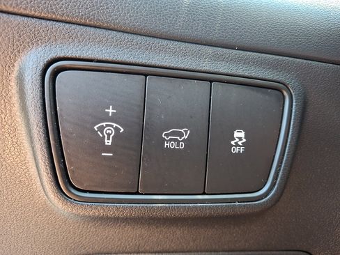 Certified 2023 Hyundai Tucson Limited AWD/4WD image 27