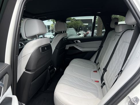 Used 2024 BMW X5 sDrive40i w/ Premium Package RWD image 31