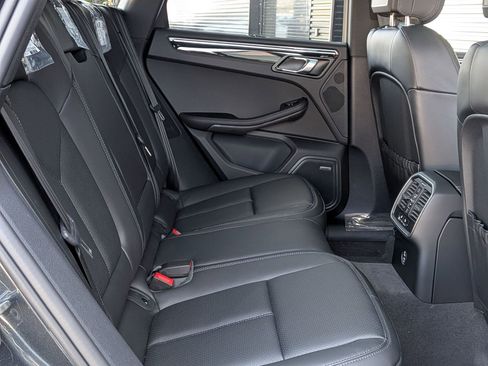 New 2026 Porsche Macan Turbo image 25