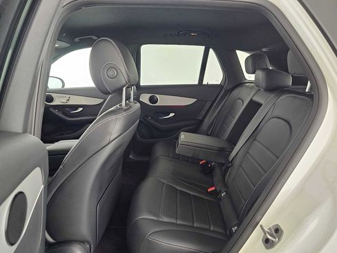 Certified 2022 Mercedes-Benz GLC 300 image 17