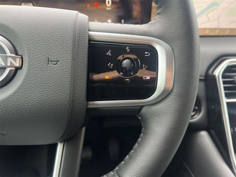 New 2025 Nissan Armada Platinum w/ Convenience Package image 10