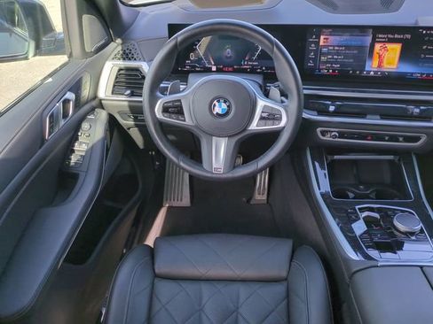 Used 2025 BMW X5 sDrive40i w/ M Sport Package image 17