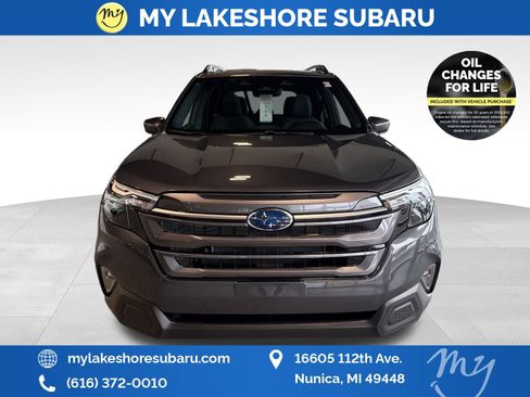 New 2025 Subaru Forester Premium image 2