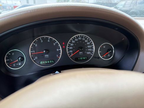Used 2000 Chrysler Concorde LX image 8