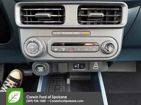 New 2025 Ford Maverick Lariat w/ Black Appearance Package image 28