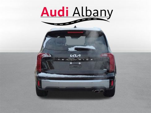 Used 2023 Kia Telluride S image 5