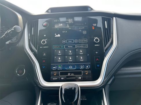 Used 2024 Subaru Outback Limited image 21