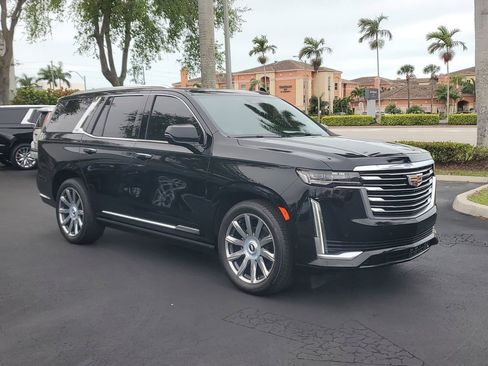 Certified 2024 Cadillac Escalade Premium Luxury Platinum w/ Heavy-Duty Trailer Package image 7