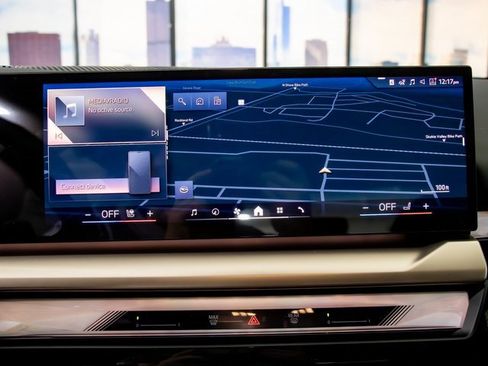 New 2026 BMW 530i xDrive w/ M Sport Package image 18