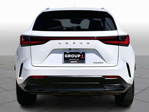Used 2025 Lexus NX 250 FWD w/ Accessory Package (Z1) image 5