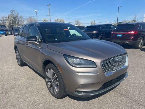 Used 2020 Lincoln Corsair Reserve w/ Equipment Group 201A image 4