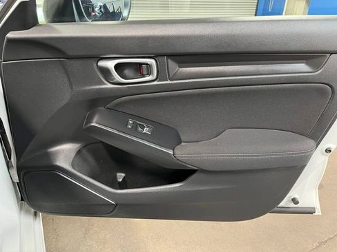 Used 2024 Honda Civic Sport image 11