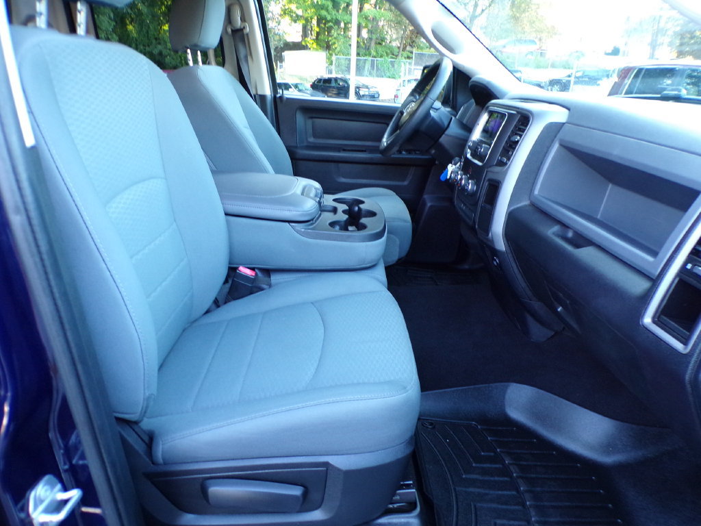 Used 2016 RAM 1500 Express AWD/4WD image 7