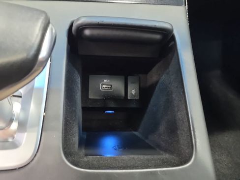 Used 2021 Genesis G90 5.0 Ultimate RWD image 29