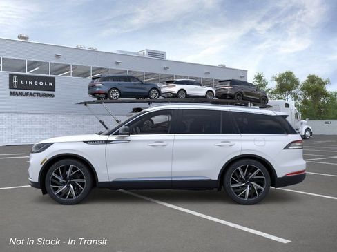 New 2026 Lincoln Aviator Reserve AWD/4WD image 3