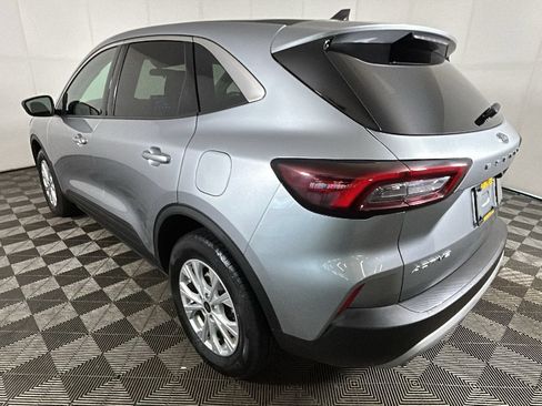 Used 2024 Ford Escape Active AWD/4WD image 5