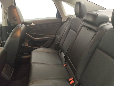 Used 2019 Volkswagen Jetta SE FWD image 18