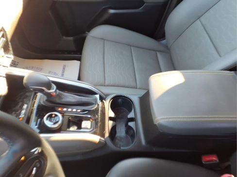 Used 2024 Chevrolet Colorado ZR2 w/ ZR2 Convenience Package III image 14