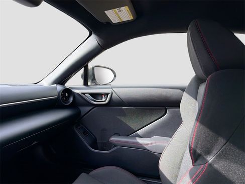 Used 2024 Subaru BRZ Premium image 21