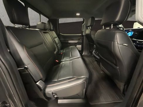 Used 2024 Ford F350 Lariat w/ Black Appearance Package image 20