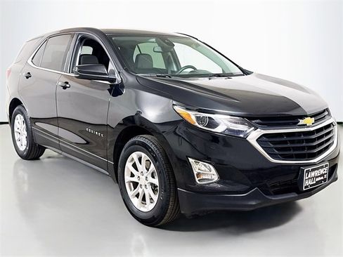 Used 2020 Chevrolet Equinox LT image 3
