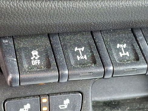 Used 2022 Chevrolet Colorado ZR2 AWD/4WD image 18