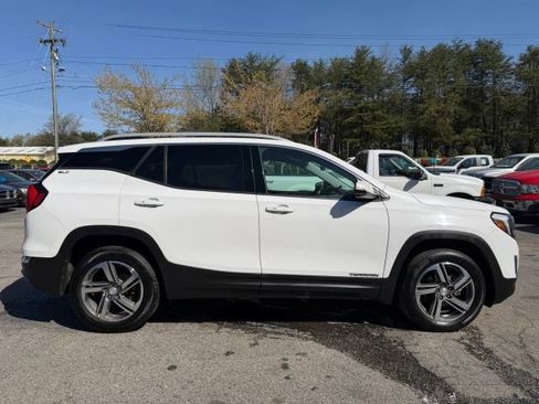 Used 2020 GMC Terrain SLT image 6
