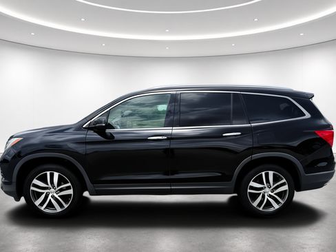 Used 2016 Honda Pilot Touring image 20