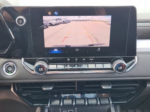 Used 2023 Chevrolet Colorado LT w/ LT Convenience Package RWD image 19