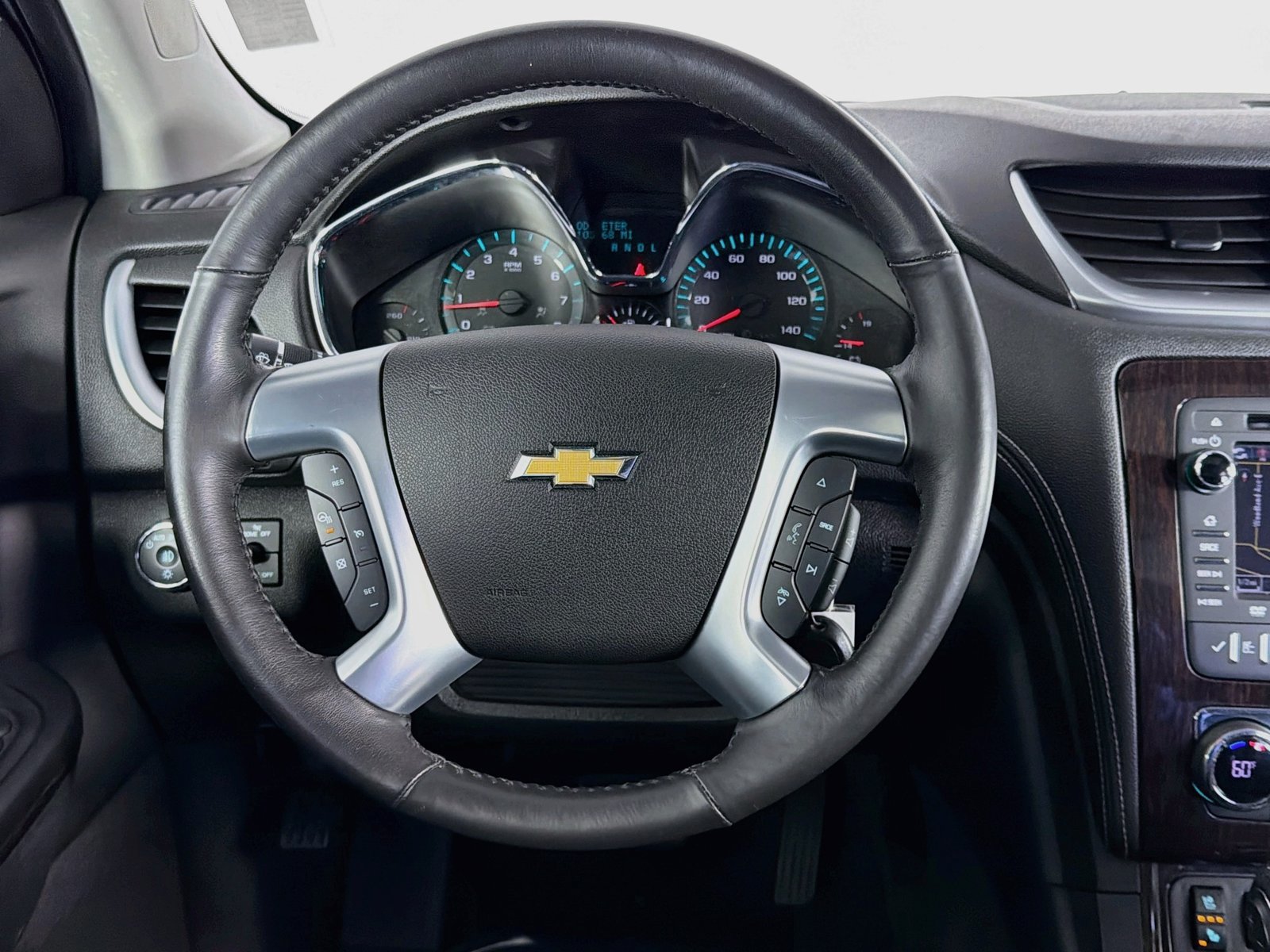 Used 2017 Chevrolet Traverse Premier AWD/4WD image 14