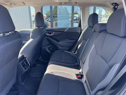 Used 2022 Subaru Forester Premium AWD/4WD image 22
