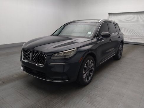 Used 2020 Lincoln Corsair Reserve w/ Elements Package FWD image 2