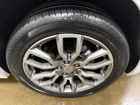 Used 2022 GMC Terrain Denali w/ Denali Premium Package image 35