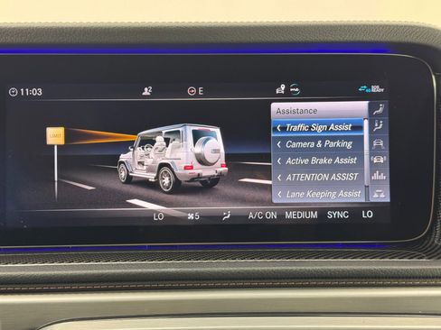 Used 2021 Mercedes-Benz G 63 AMG 4MATIC w/ G Manufaktur Interior Package image 34