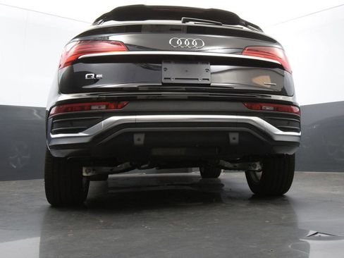 Certified 2024 Audi Q5 2.0T Premium Plus w/ Premium Plus Package image 39