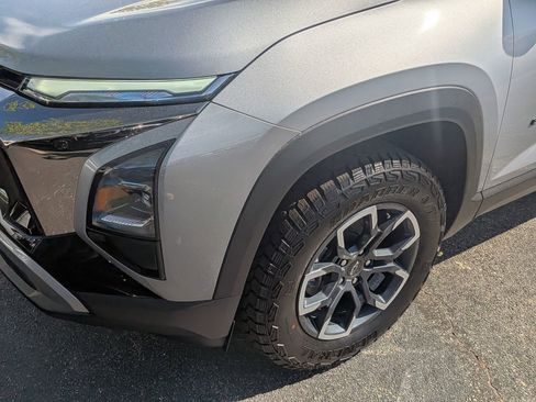 New 2026 Chevrolet Equinox ACTIV w/ Convenience Package III FWD image 10