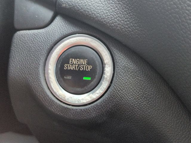 Used 2020 Chevrolet Equinox LT FWD image 18