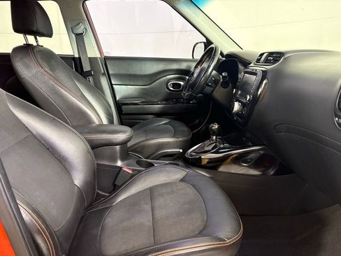 Used 2018 Kia Soul ! w/ Tech Package image 13